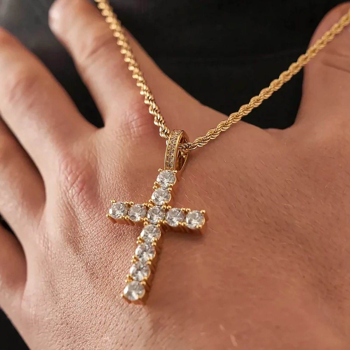 CROSS. | Gold Cross Pendant with Diamonds