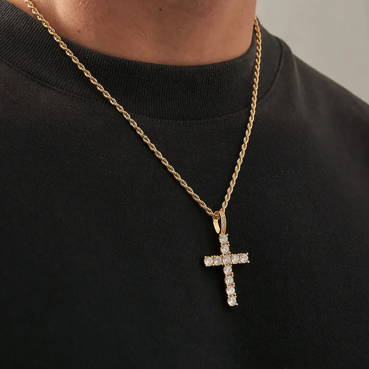 CROSS. | Gold Cross Pendant with Diamonds