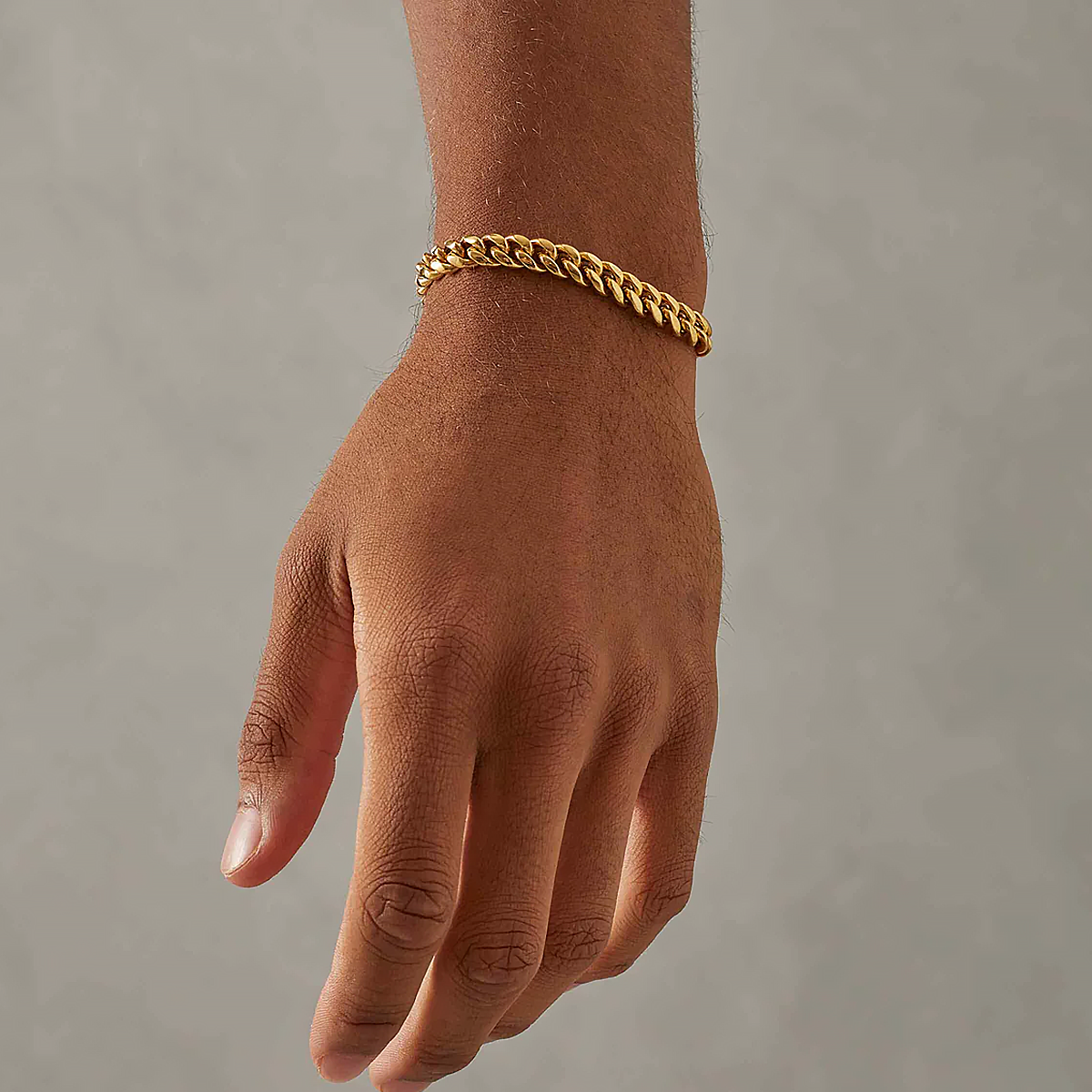 GYAMI. | 8MM Gold Cuban Link Bracelet