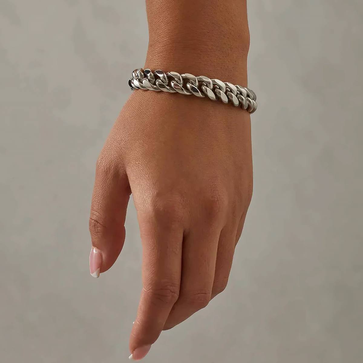 SYTHOS. | 12MM Silver Cuban Link Bracelet